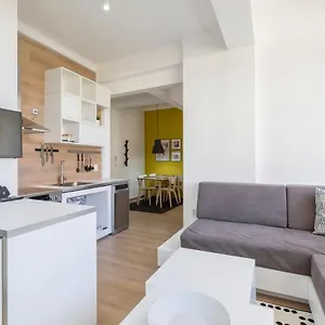 Bluewaveplace - Contemporary In Center Of , Sofía Bulgaria